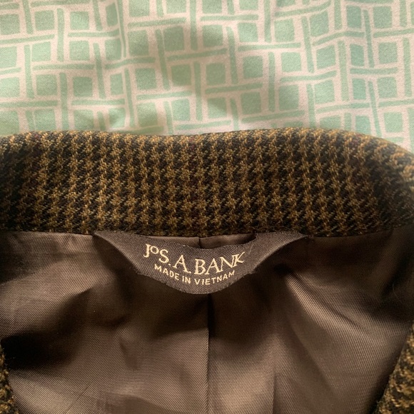 Jos. A. Bank Men’s Blazer, Size 42 S - Picture 5 of 6